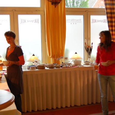 Stadthotel Detmold Esterno foto