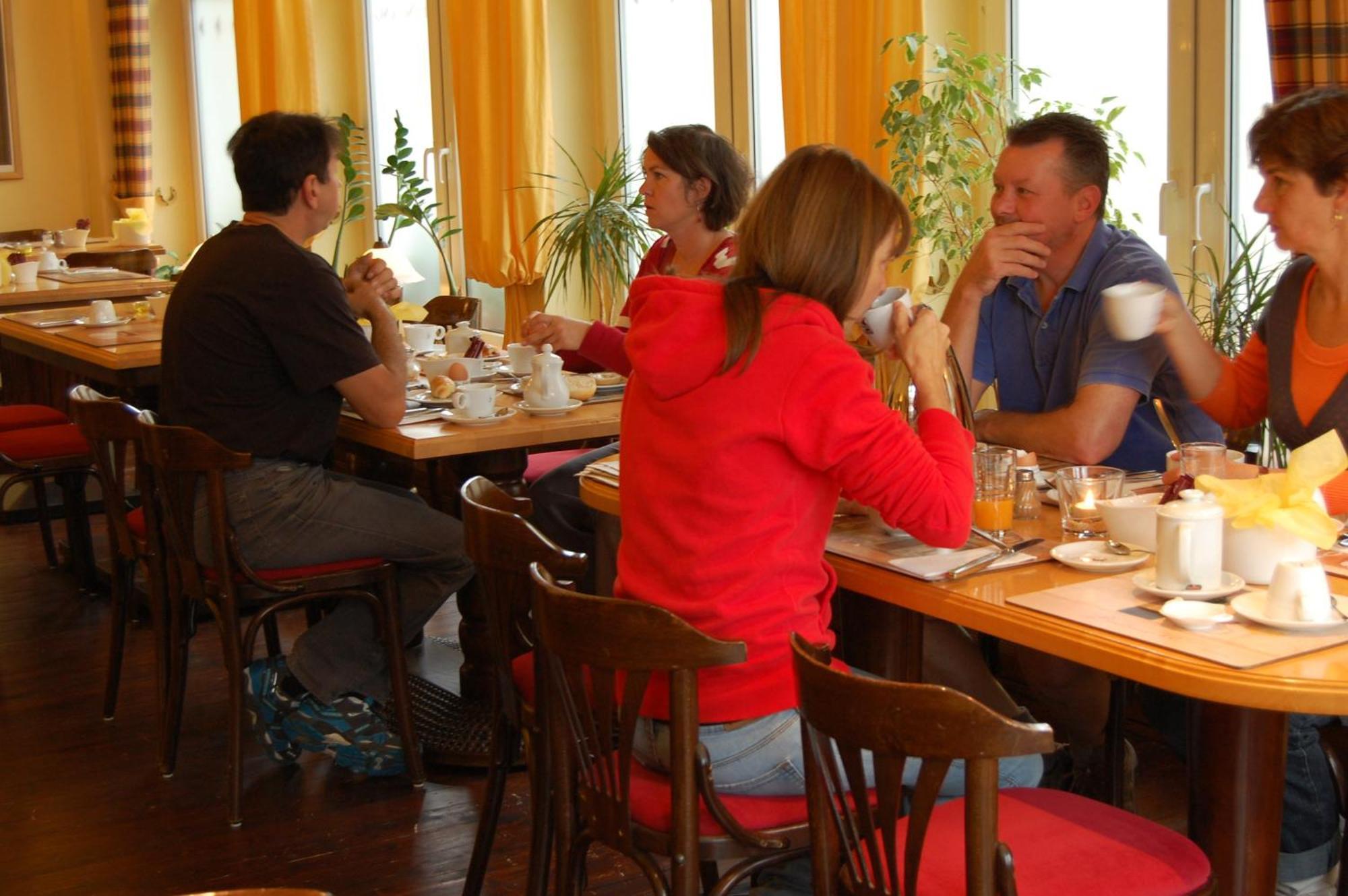 Stadthotel Detmold Esterno foto
