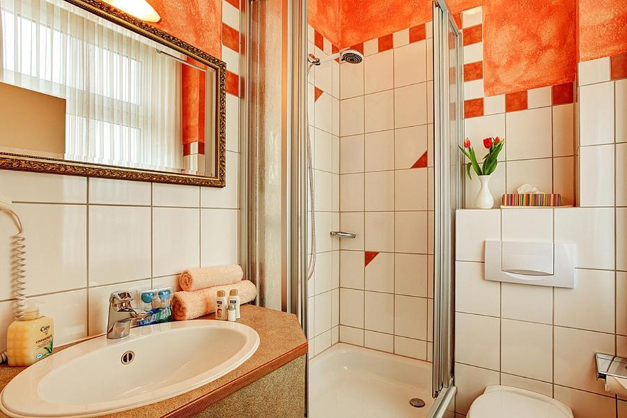 Stadthotel Detmold Esterno foto