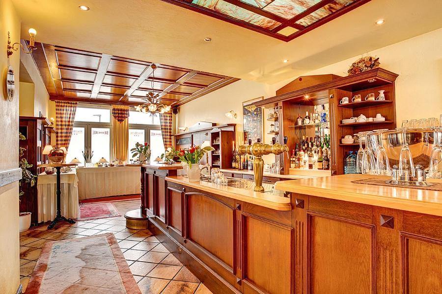 Stadthotel Detmold Esterno foto
